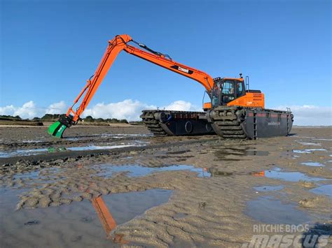 amphibious excavators for sale